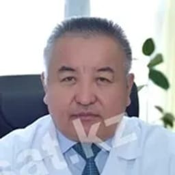 Портретный снимок врача, приём в городе Алматы