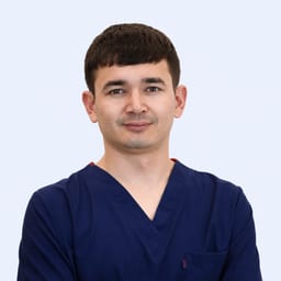 Портретный снимок врача, приём в городе Алматы