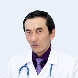 Портретный снимок врача, приём в городе Алматы