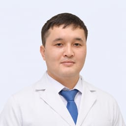 Портретный снимок врача, приём в городе Алматы