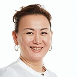 Портретный снимок врача, приём в городе Алматы