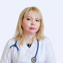 Портретный снимок врача, приём в городе Алматы