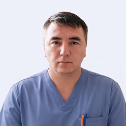 Дәрігердің портреттік суреті, Алматы қаласында қабылдау