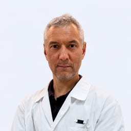 Портретный снимок врача, приём в городе Алматы Портретный снимок врача, приём в городе Алматы