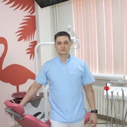 Портретный снимок врача, приём в городе Алматы Портретный снимок врача, приём в городе Алматы