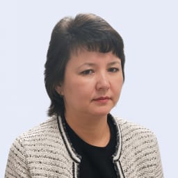 Портретный снимок врача, приём в городе Алматы