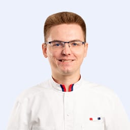 Дәрігердің портреттік суреті, Алматы қаласындағы қабылдау