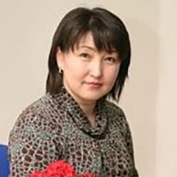 Портретный снимок врача, приём в городе Алматы