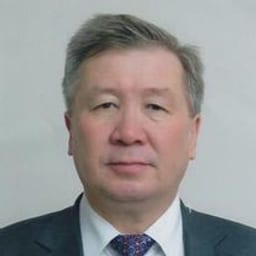 Портретный снимок врача, приём в городе Алматы
