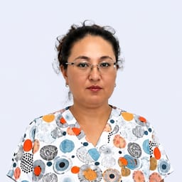 Портретный снимок врача, приём в городе Алматы