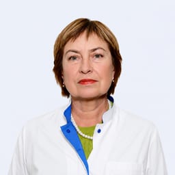 Портретный снимок врача, приём в городе Алматы