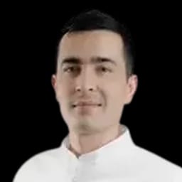 Портретный снимок врача, приём в городе Алматы