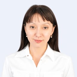 Портретный снимок врача, приём в городе Астана