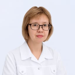 Портретный снимок врача, приём в городе Алматы