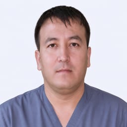 Портретный снимок врача, приём в городе Алматы