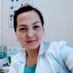 Портретный снимок врача, приём в городе Астана