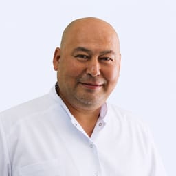 Портретный снимок врача, приём в городе Астана Портретный снимок врача, приём в городе Астана