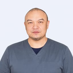Портретный снимок врача, приём в городе Астана Портретный снимок врача, приём в городе Астана