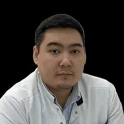 Портретный снимок врача, приём в городе Астана