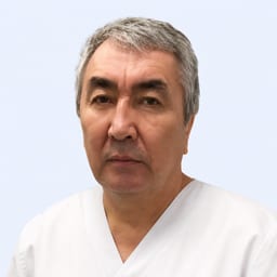 Портретный снимок врача, приём в городе Алматы