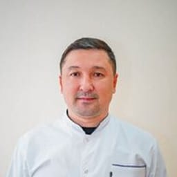Портретный снимок врача, приём в городе Алматы Портретный снимок врача, приём в городе Алматы
