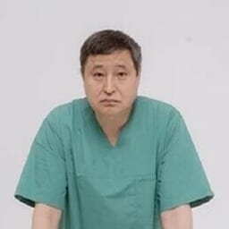Портретный снимок врача, приём в городе Алматы Портретный снимок врача, приём в городе Алматы
