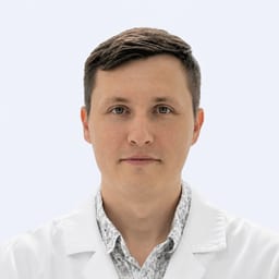Портретный снимок врача, приём в городе Астана