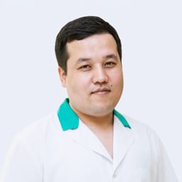 Портретный снимок врача, приём в городе Алматы