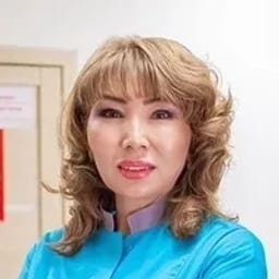 Портретный снимок врача, приём в городе Астана