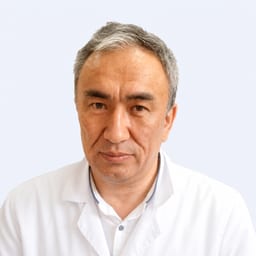 Портретный снимок врача, приём в городе Алматы