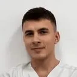 Портретный снимок врача, приём в городе Астана Портретный снимок врача, приём в городе Астана