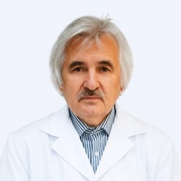 Портретный снимок врача, приём в городе Астана