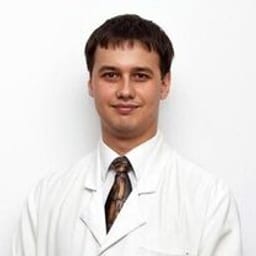 Портретный снимок врача, приём в городе Алматы Портретный снимок врача, приём в городе Алматы