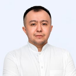 Портретный снимок врача, приём в городе Алматы