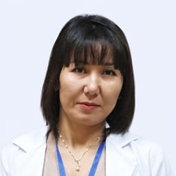 Портретный снимок врача, приём в городе Астана