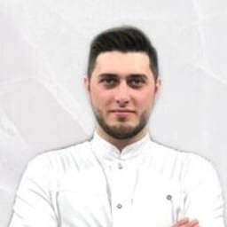 Дәрігердің портреттік суреті, Алматы қаласындағы қабылдау