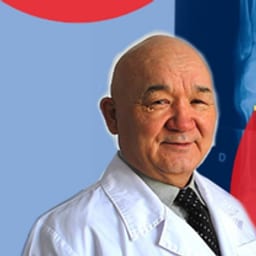 Портретный снимок врача, приём в городе Алматы