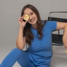 Дәрігердің портреттік суреті, Алматы қаласындағы қабылдау Дәрігердің портреттік суреті, Алматы қаласындағы қабылдау
