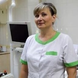 Портретный снимок врача, приём в городе Алматы