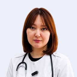 Портретный снимок врача, приём в городе Астана