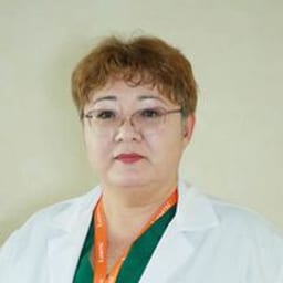 Портретный снимок врача, приём в городе Астана