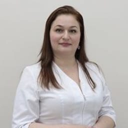 Дәрігердің портреттік суреті, Алматы қаласындағы қабылдау Дәрігердің портреттік суреті, Алматы қаласындағы қабылдау