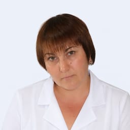 Портретный снимок врача, приём в городе Астана