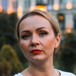 Портретный снимок врача, приём в городе Алматы