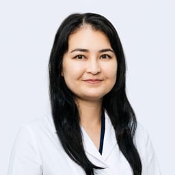 Портретный снимок врача, приём в городе Алматы