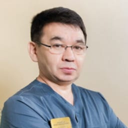 Портретный снимок врача, приём в городе Алматы Портретный снимок врача, приём в городе Алматы