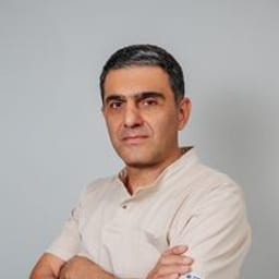 Дәрігердің портреттік суреті, Алматы қаласындағы қабылдау