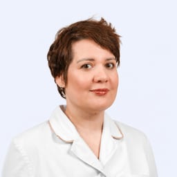 Портретный снимок врача, приём в городе Алматы