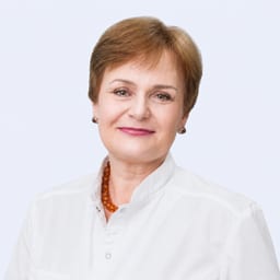 Портретный снимок врача, приём в городе Алматы