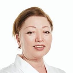 Портретный снимок врача, приём в городе Алматы